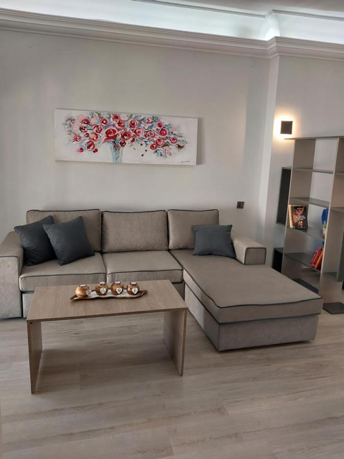 Anibo Studios And Apartments Zero Point 46 Thessaloníki Exteriör bild